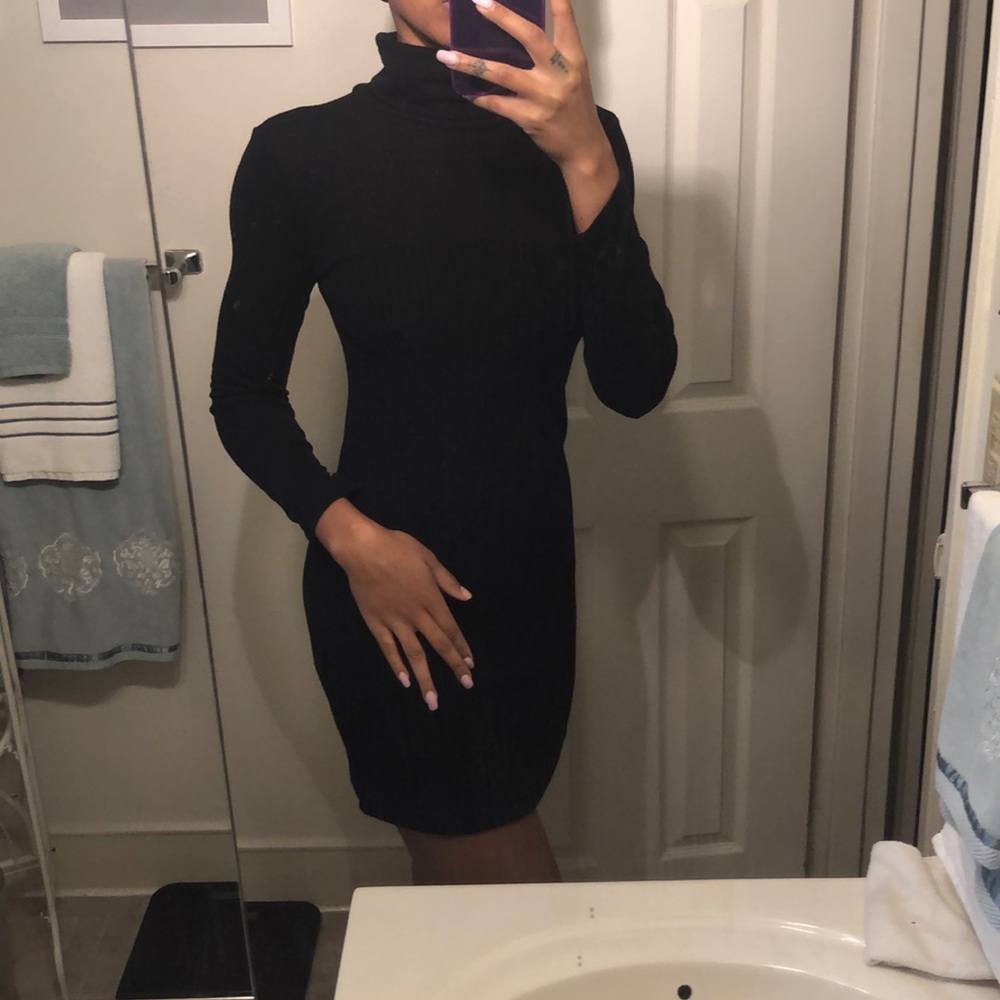 Black sweater dress Size 4-6